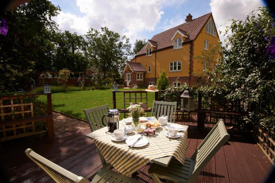 Sunset House Bed And Breakfast East Harling Exterior foto
